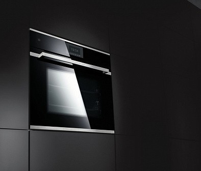 Духовой шкаф Kuppersbusch BP 6550.0 S1 stainless steel, цвет черное стекло