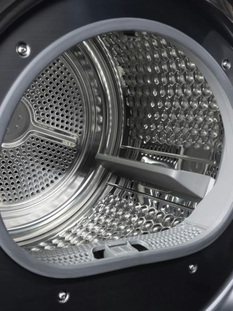 Сушильная машина Vard VTH61B черная