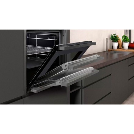 Духовой шкаф  Neff B58VT68G0, цвет чёрный