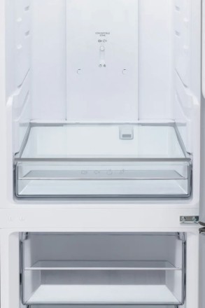 Холодильник Vard VRC195NI двухкамерный с нижней морозильной камерой