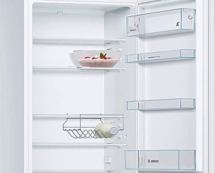 Двухкамерный холодильник Bosch KGE39XW21R