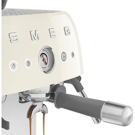 Кофемашина-эспрессо Smeg EGF03CREU