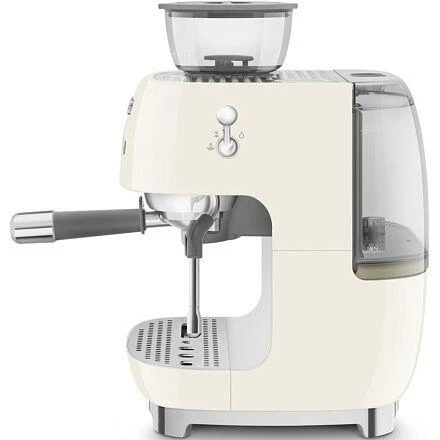 Кофемашина-эспрессо Smeg EGF03CREU