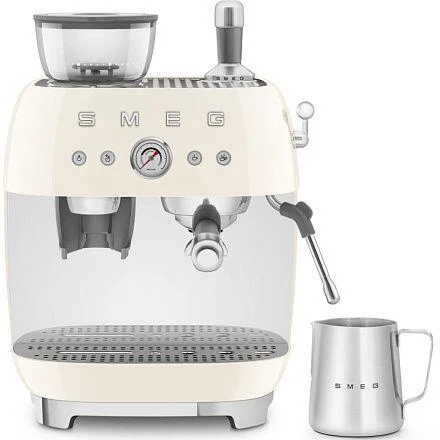 Кофемашина-эспрессо Smeg EGF03CREU
