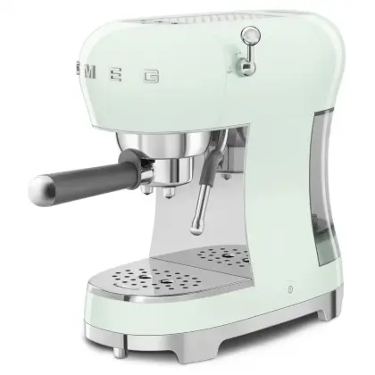 Кофемашина-эспрессо Smeg ecf02pgeu , цвет пастельный зеленый