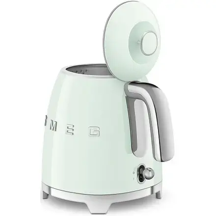 Электрический чайник Smeg KLF05PGEU