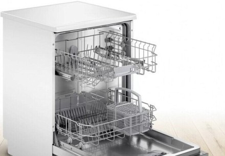 Посудомоечная машина Bosch SMS 2HTW72E