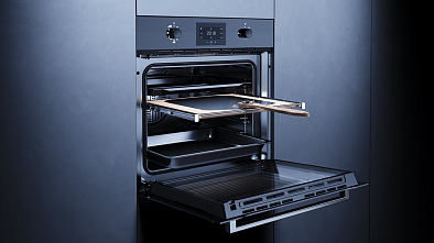 Духовой шкаф Kuppersbusch BP 6332.0 S1 stainless steel, цвет черное стекло