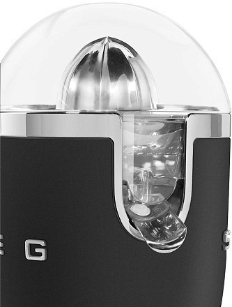 Соковыжималка Smeg CJF01BLMEU