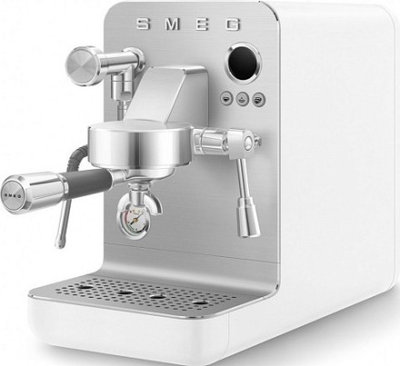 Кофемашина-эспрессо Smeg EMC02WHMEU