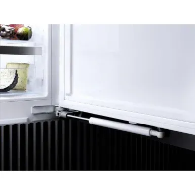 Холодильник Miele KFN 7795 D встраиваемый, цвет белый