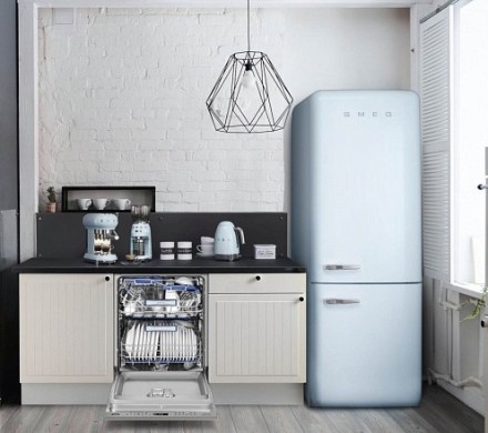 Кофемолка Smeg CGF11PBEU