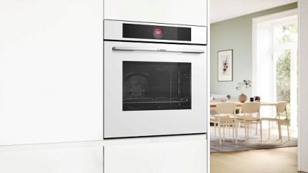 Духовой шкаф Bosch HBG7721W1S
