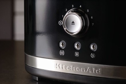 Тостер KitchenAid 5KMT4116ECU серебристый на 4 ломтика