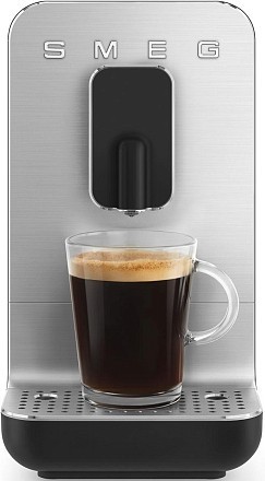Автоматическая кофемашина Smeg BCC11BLMEU