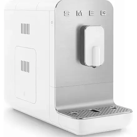 Автоматическая кофемашина Smeg BCC11WHMEU