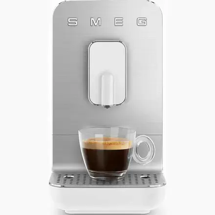 Автоматическая кофемашина Smeg BCC11WHMEU
