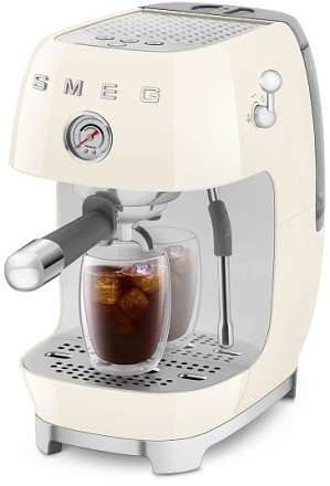 Кофемашина-эспрессо Smeg ECF03CREU