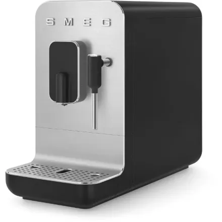 Автоматическая кофемашина Smeg BCC12WHMEU