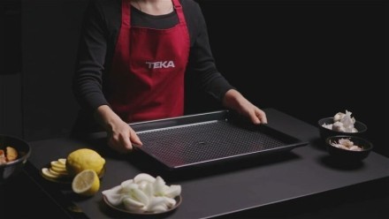 Компактный мультифункциональный духовой шкаф с режимом турбо