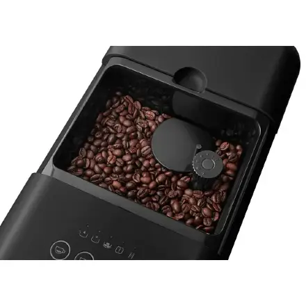 Автоматическая кофемашина Smeg BCC12BLMEU