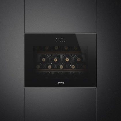 Холодильный шкаф для вина Smeg CVI621RWNX3, цвет черное стекло
