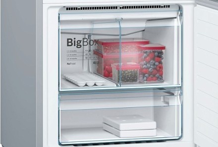 Двухкамерный холодильник Bosch KGN56HI20R