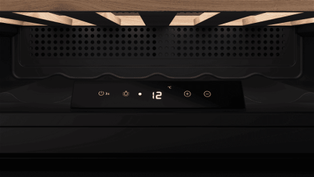 Винный шкаф Teka RVI 10024 GBK встраиваемый черный