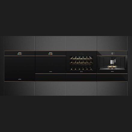 Кофемашина Smeg CMS4604NR