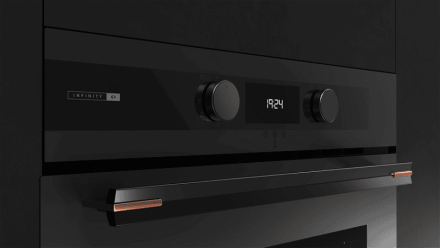 Мультифункциональный духовой шкаф с системой чистки DualClean (пиролиз+HydroClean® PRO) и режимом турбо