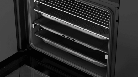 Мультифункциональный духовой шкаф с пароваркой и режимом турбо/ Коллекция Urban