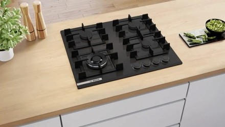 Газовая варочная панель Bosch PNK6B6P40R