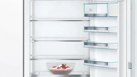 Встраиваемый двухкамерный холодильник Bosch KIS87AFE0