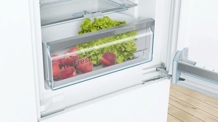 Встраиваемый двухкамерный холодильник Bosch KIS86AF20R