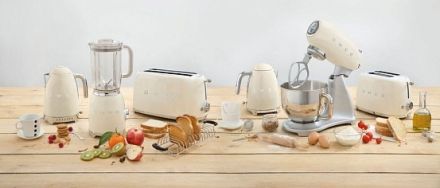 Тостер Smeg TSF01CREU