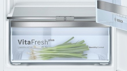 Встраиваемый однокамерный холодильник Bosch KIR41AF20R