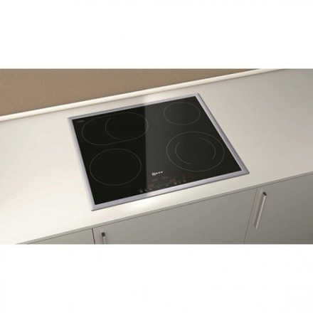 Поверхность  Neff T13D42N2, цвет чёрный