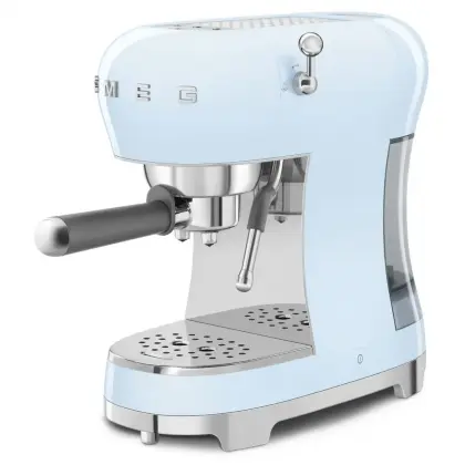 Кофемашина-эспрессо Smeg ecf02pbeu , цвет пастельный голубой