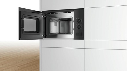 Микроволновая печь Bosch BFL520MB0