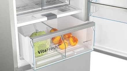 Двухкамерный холодильник Bosch KGN39AI32R