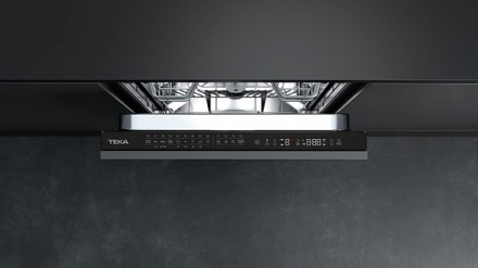 Посудомоечная машина Teka DFI 74950 черная