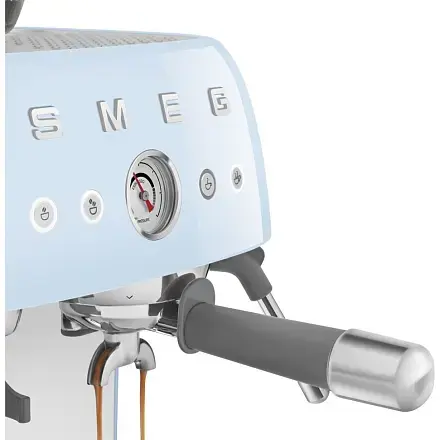 Кофемашина-эспрессо Smeg EGF03PBEU