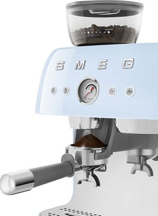 Кофемашина-эспрессо Smeg EGF03PBEU