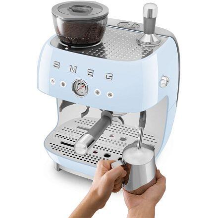 Кофемашина-эспрессо Smeg EGF03PBEU