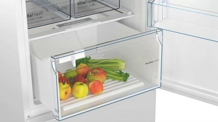 Двухкамерный холодильник Bosch KGN39UW27R