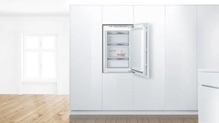 Встраиваемая морозильная камера Bosch GIV21AFE0