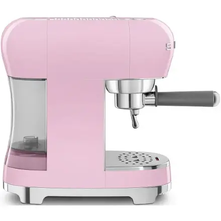 Кофемашина-эспрессо Smeg ECF02PKEU
