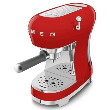 Кофемашина-эспрессо Smeg ECF02RDEU