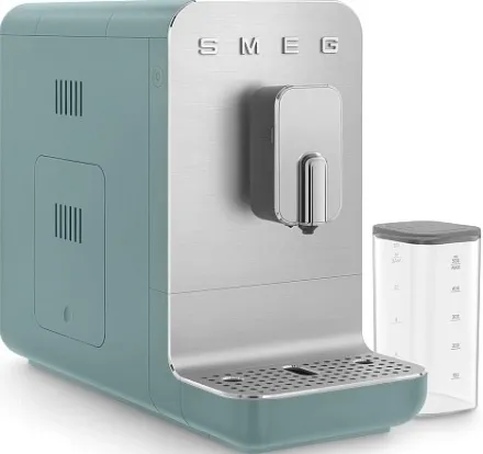 Автоматическая кофемашина Smeg BCC13EGMEU