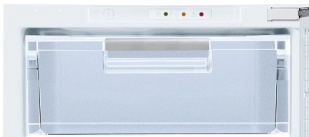 Встраиваемая морозильная камера Bosch GUD 15A50 RU